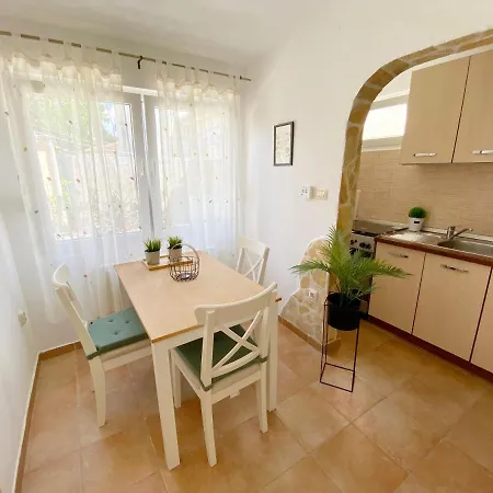 Centurio 公寓 普拉