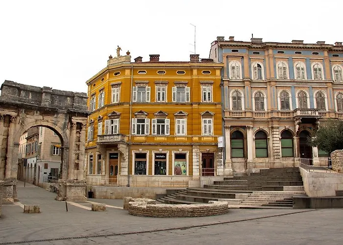 Apartament Centurio *